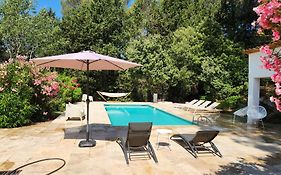 La Bastide Blanche Magnifique villa 5 étoiles 5 chambres et piscine privée sur 6500 m VAR